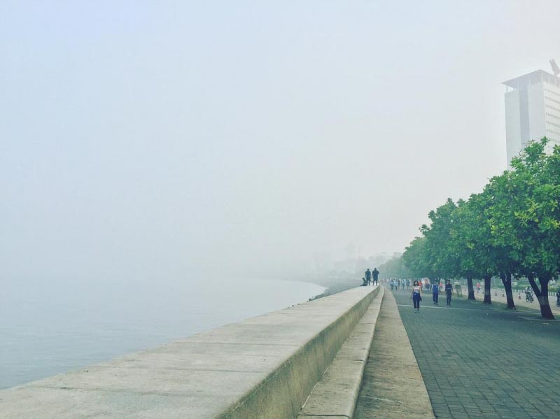 Vanishing Sea Face #mumbai #fog #mumbaiwinters # Photography #photographer #photooftheday #marinedrive