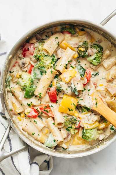 Vegetarian White Sauce Pasta