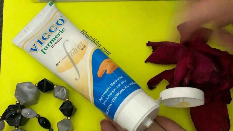 Vicco Turmeric Cream Foam Base Face Wash For All Your Skin Problems