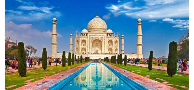 Visiting Taj Mahal? Get Ready To Pay 100% Penalty If You Stay More Than 3 Hours!