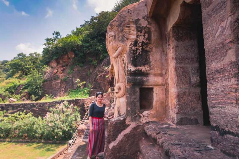 Visiting Undavalli Caves Near Vijayawada - Life And Its Experiments