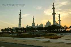 Visiting the majestic Sheikh Zayed Mosque, Abu Dhabi