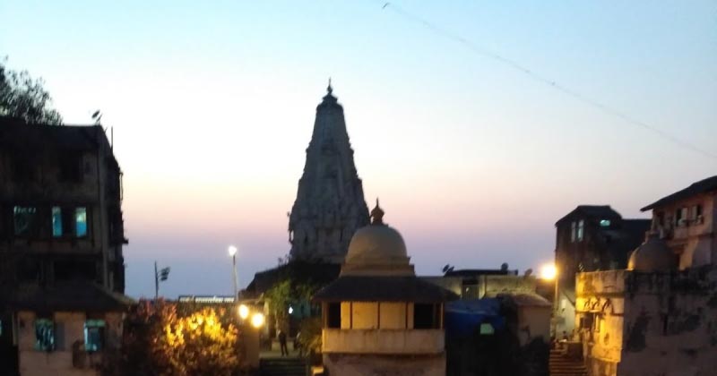 Walukeshwar Temple- Preserved Vintage Of Mumbai