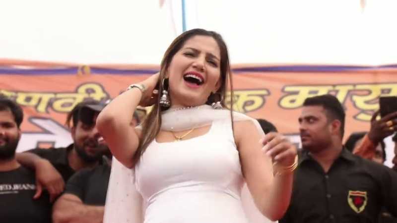Watch Sapna Choudhary 2019 Hit Song Live Program Brahmanwas