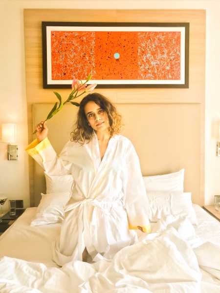 Weekend Getaway - Sandal Suites By Lemon Tree - Shades Of Moon - Mehak Sharma