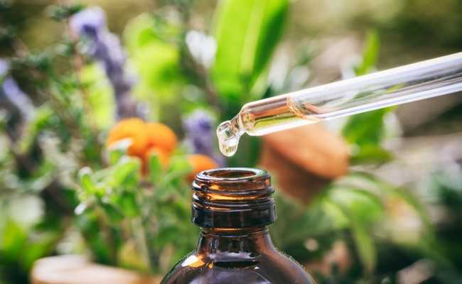 What Is CBD Oil: 5 Benefits Of CBD