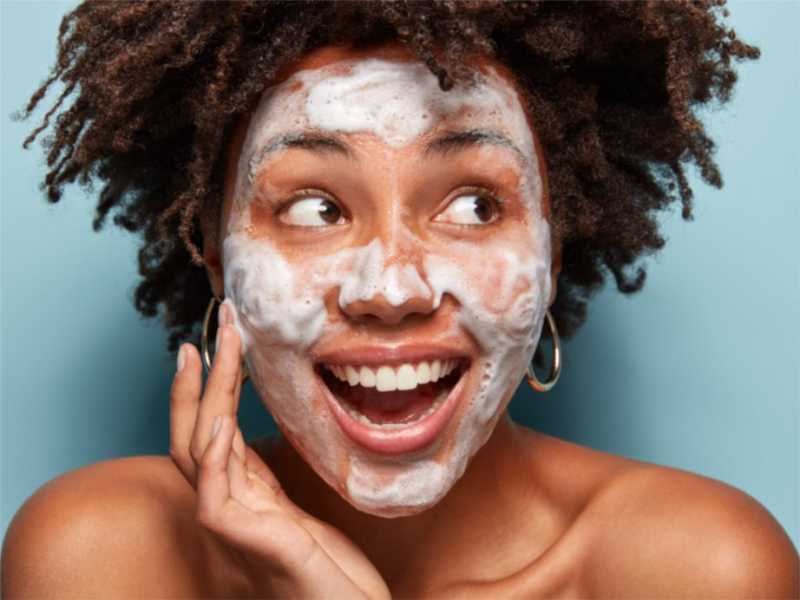 What Is Dry Washing Or Dry Cleansing? The Best Method Of Face Washing Ever?