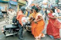 What some women involved in politics can do in India?