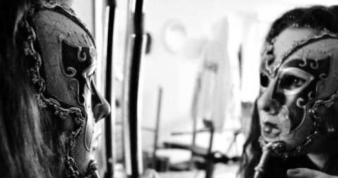 When The Mirror Spoke...