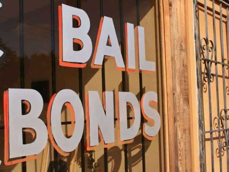 When To Use A Bail Bond Company