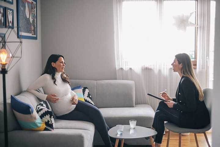 Who Is A Doula And How Are They Helpful?