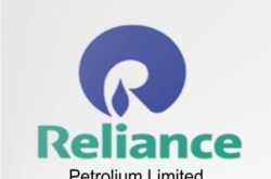 Why did Reliance Industries shutdown its retail petrol pumps