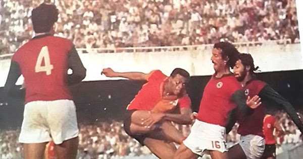 Why Would You Need A President & Secretary To Run A Football Club? 