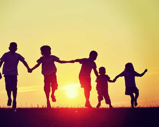 Why You Should Let Your Child Take A Little Harm ? | Enlightenbrains