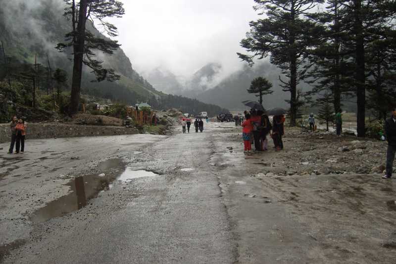 YUMTHANG VALLEY AND YUMESAMDONG.