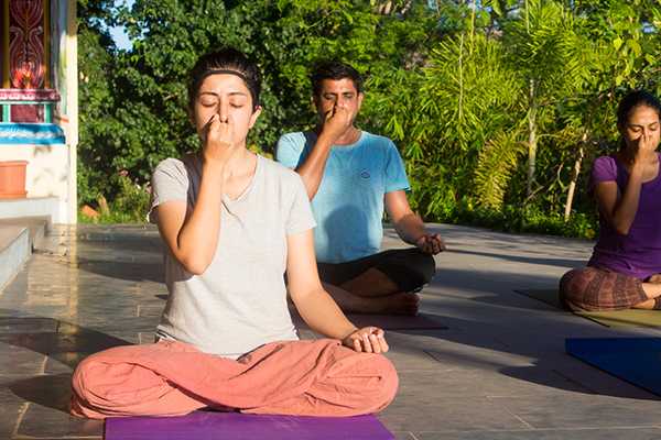 Yoga Can Save Mumbaikars From Stress And Depression - MeMumbai