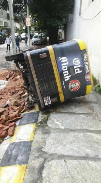 You’re Not Drunk If You Can Lie On The Floor Without Holding On.