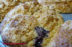 Yummylicious Crumbly Blue berry muffins