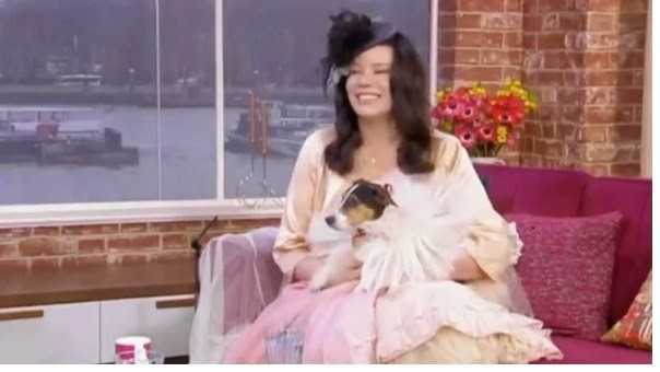 Zara Hat Ke - Yeh Duniya Hai Gajab