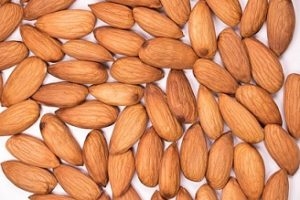 Badam Benefits For Brain In Hindi बादाम खाने से दिमाग कैसे होता है तेज जानिए ?