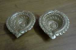 diyas
