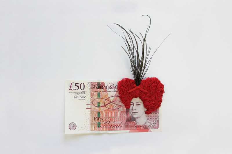 Fairytale Hairstyles On American And British Currency Notes By Finnish Artist Noora Schroderus - Curators Of Quirk