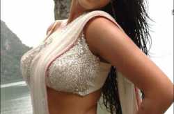 funny comments - Charmi condemns the gossips about her marriage