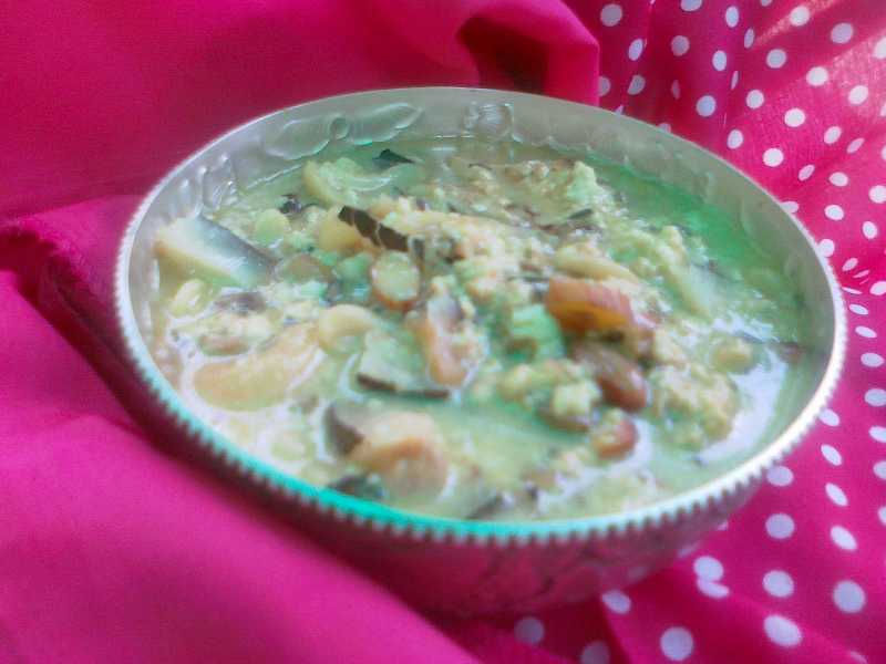 Meetha Madra(a Himachali Dessert)