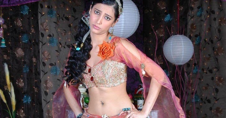 Shruti Hassan Spicy Poses