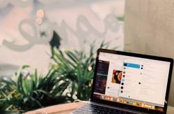 Three travel tips for working professionals | Let's Expresso