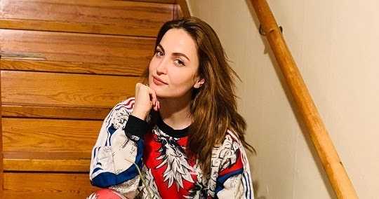 Whatsapp Status For Girl Attitude In Hindi